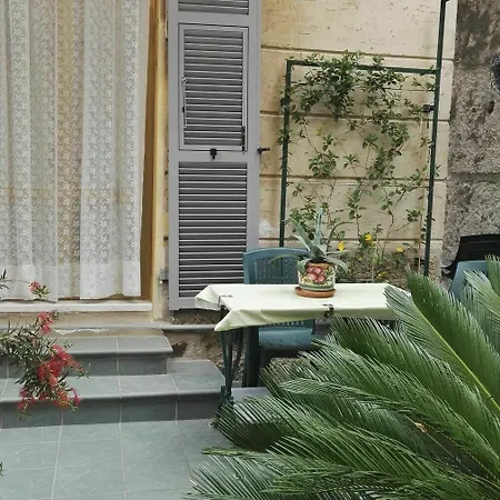 La Casa Di Giorgia Apartment *